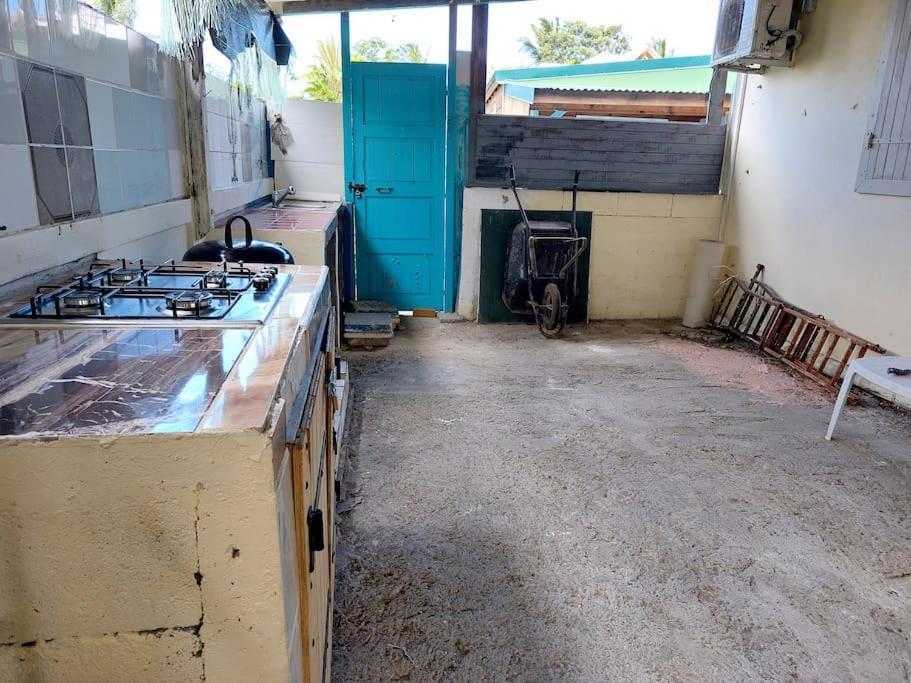 La Petite Maison, Spacieuse, Avec Jardin / Parking Sainte-Rose Kültér fotó